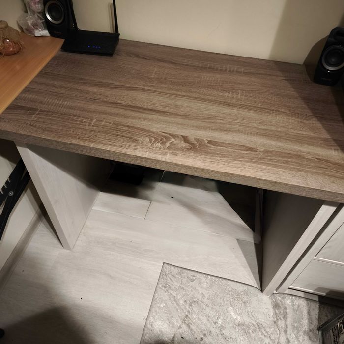 Biurko szer. 100cm