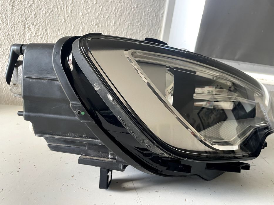 LAMPA prawa AUDI A3 8V  xenon led CALA IDEALNA 15 r 2 moduły reflektor