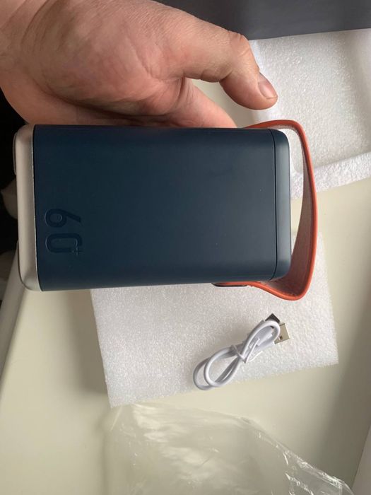 Павербанк для ноутбуків 60000 mAh 65W зовнішний акумулятор з ліхтарем