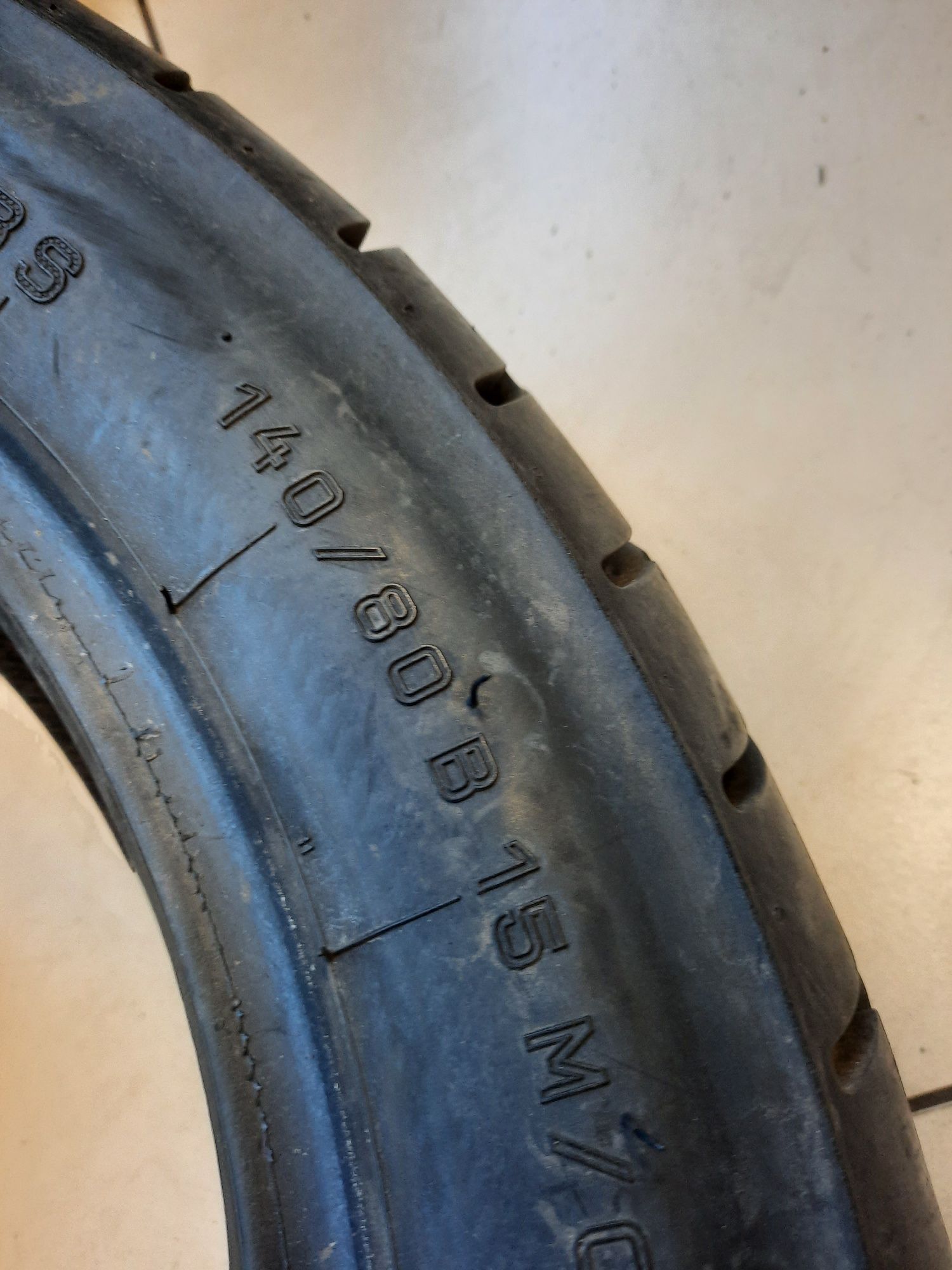 Opona motocyklowa 140/80R15 Metzeler