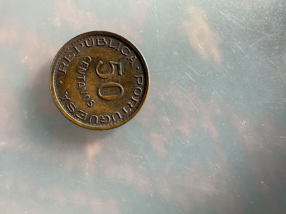 Moedas de Portugal, Angola e Moçambique
