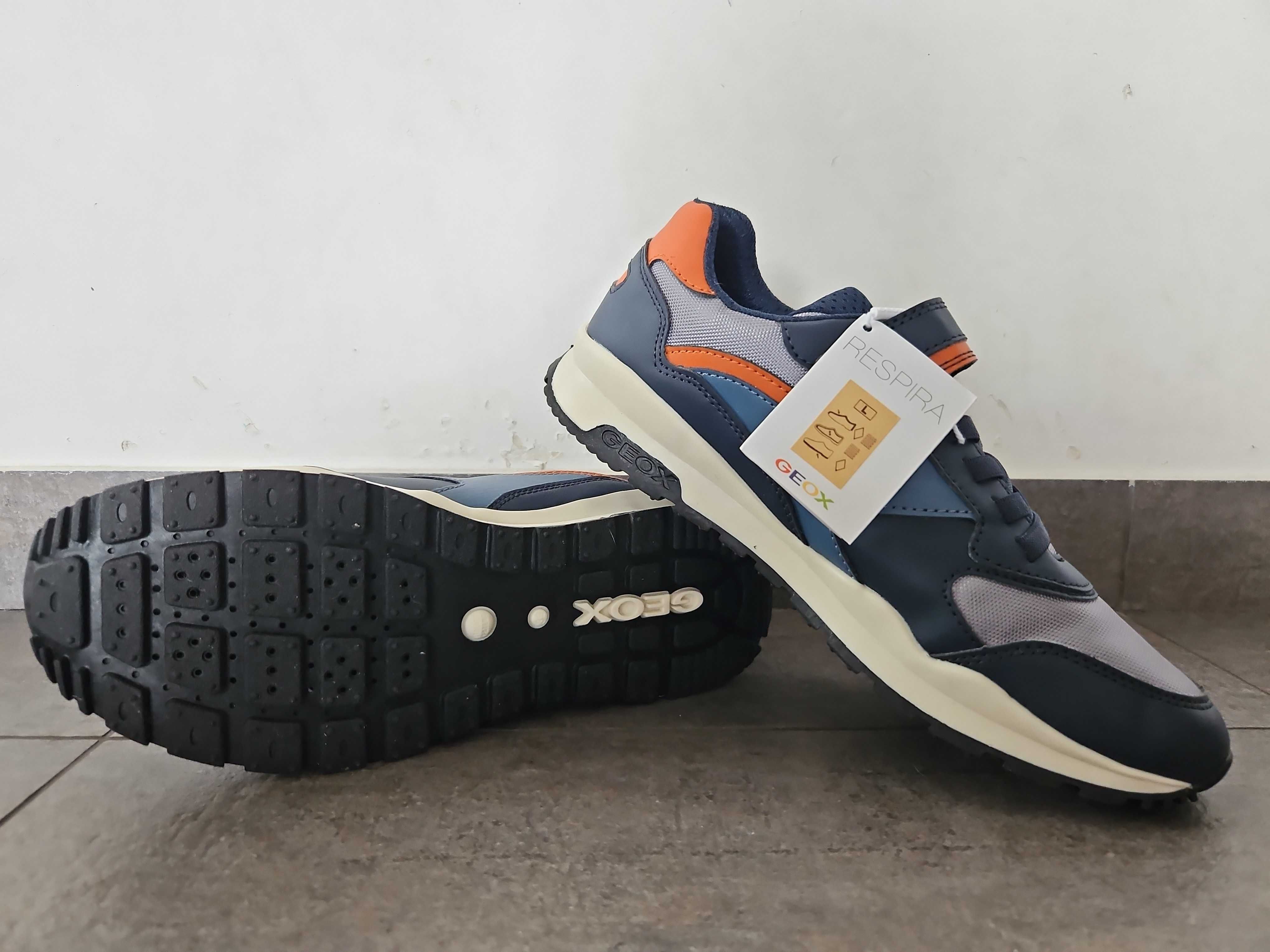 Geox NOWE Pavel 39 sneakersy