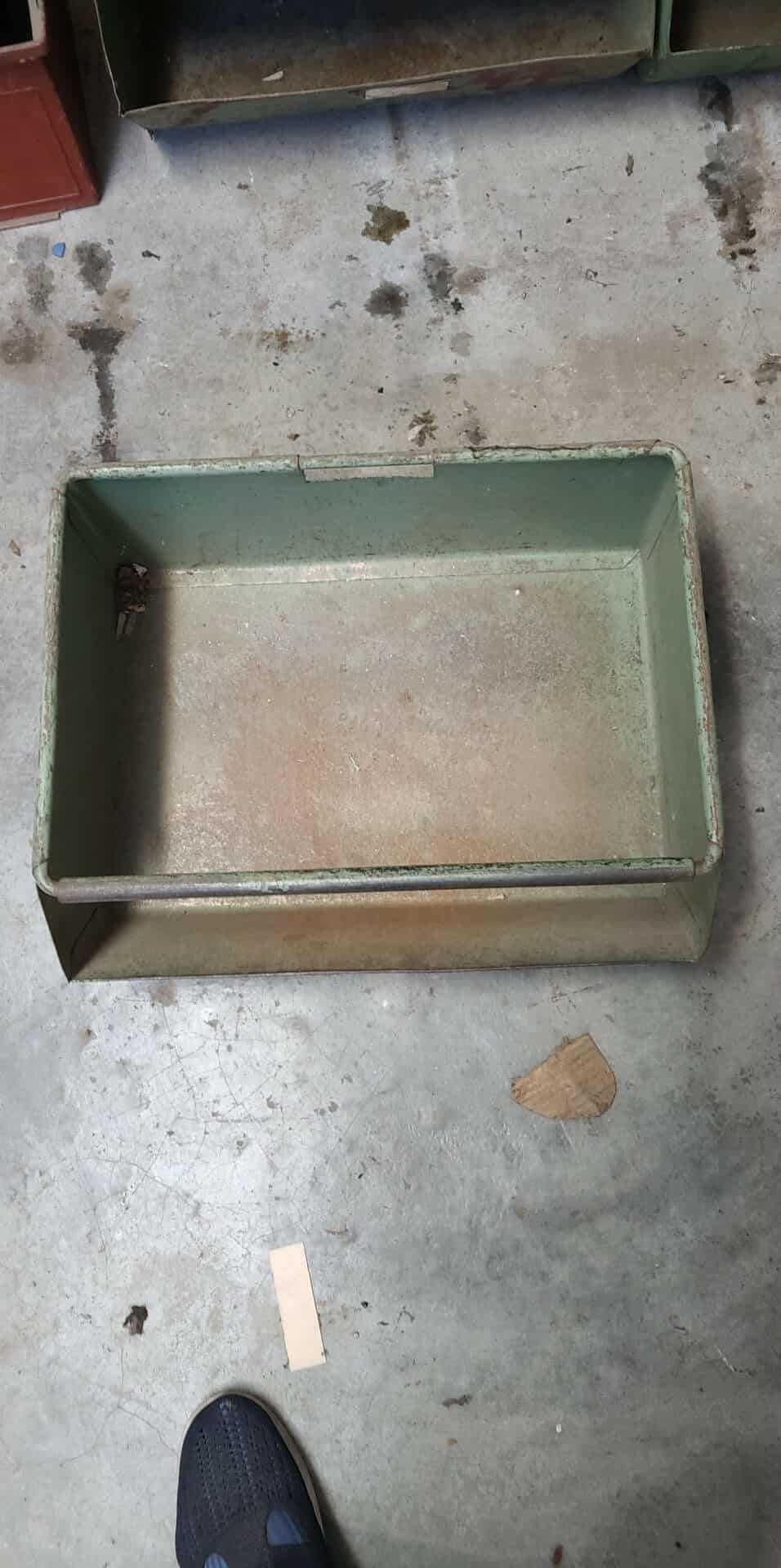Pojemnik Skrzynia Metalowa 75 szt