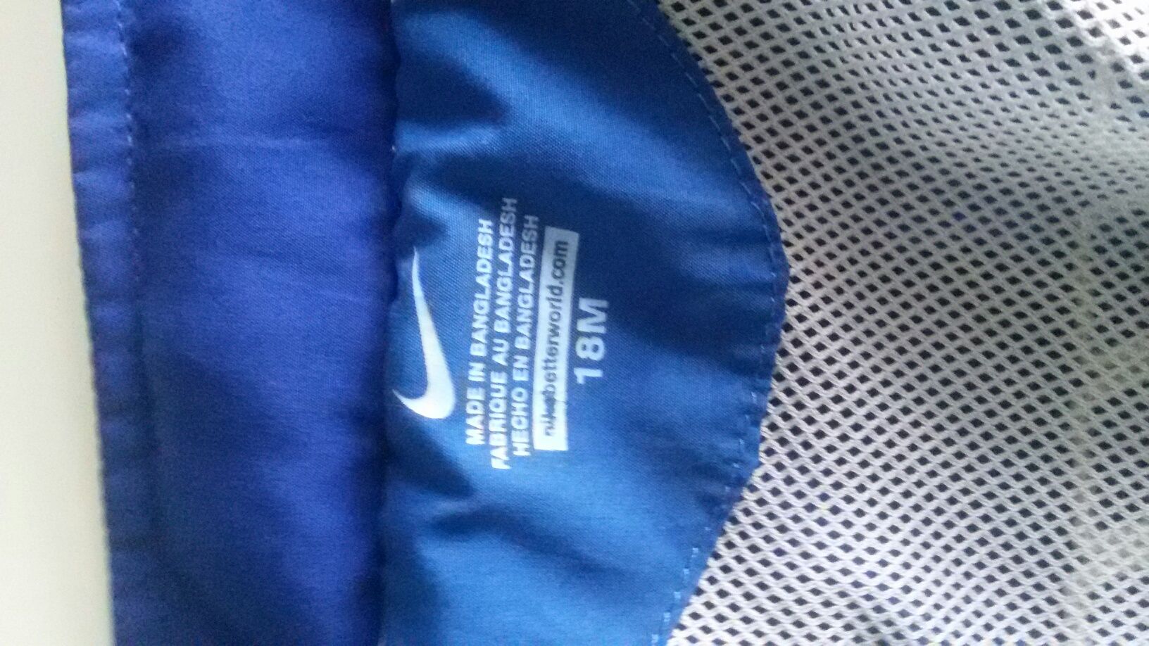 Dres NIKE dla chłopca, roz. 86 z kapturem