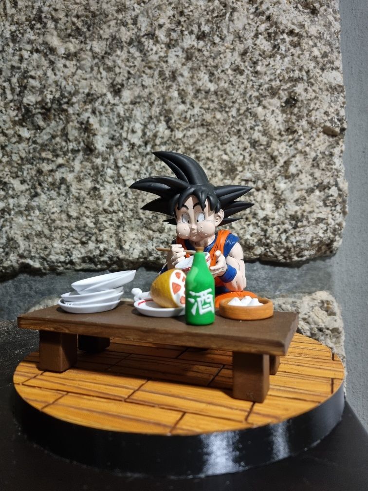 Diorama do Goku a almoçar