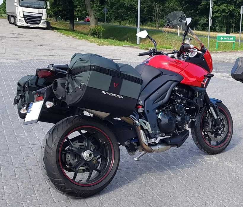Sakwy boczne SW-MOTECH DAKAR + stelaże Triumph Tiger 1050 Sport