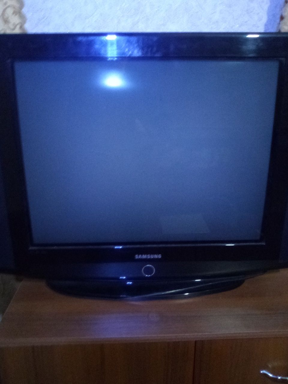 Телевизор Самсунг.