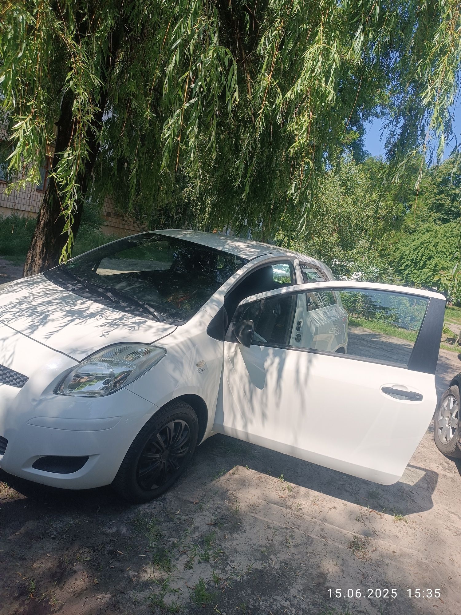 Продам Toyota Yaris