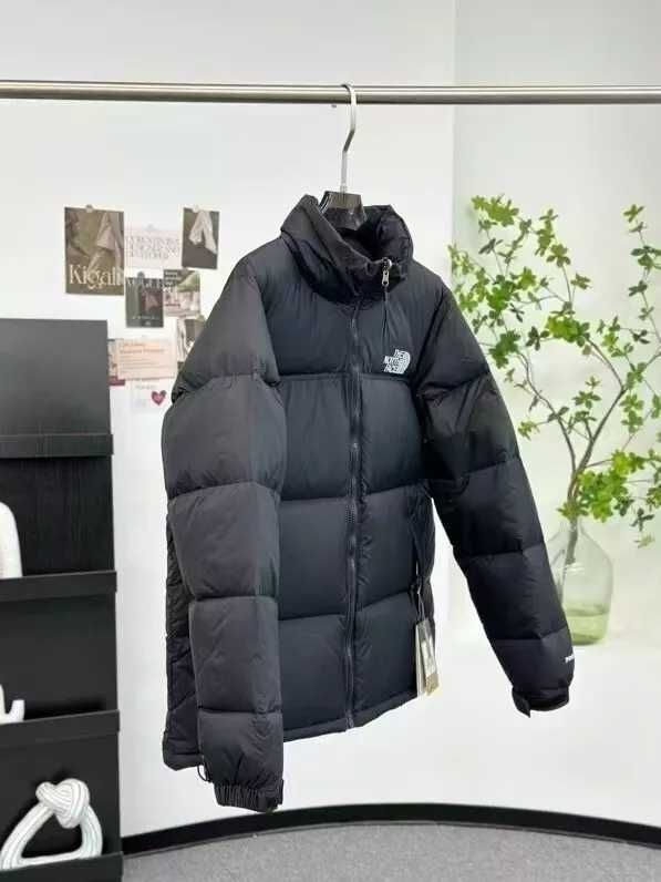 Retro Nuptse 700 Fill Packable Jacket Black US：XL