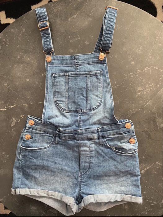 Dziecięce ogrodniczki