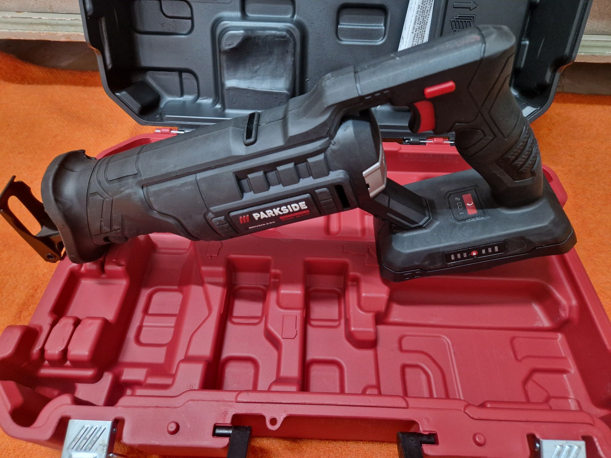 Serrote/Serra sabre Parkside Performance 40 V