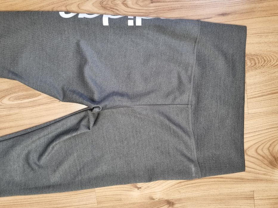 Legginsy Adidas M 38