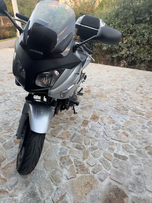 Mota Honda cbf600 ano de 2007,  só 7000km. Como nova
