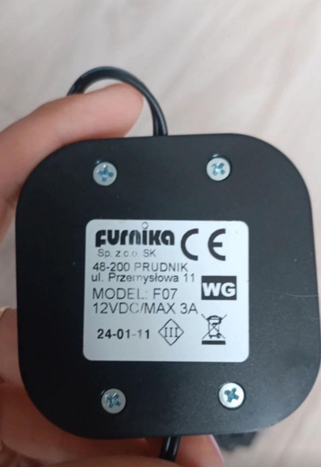 Klipsy 3PKT LED do półki szklanej