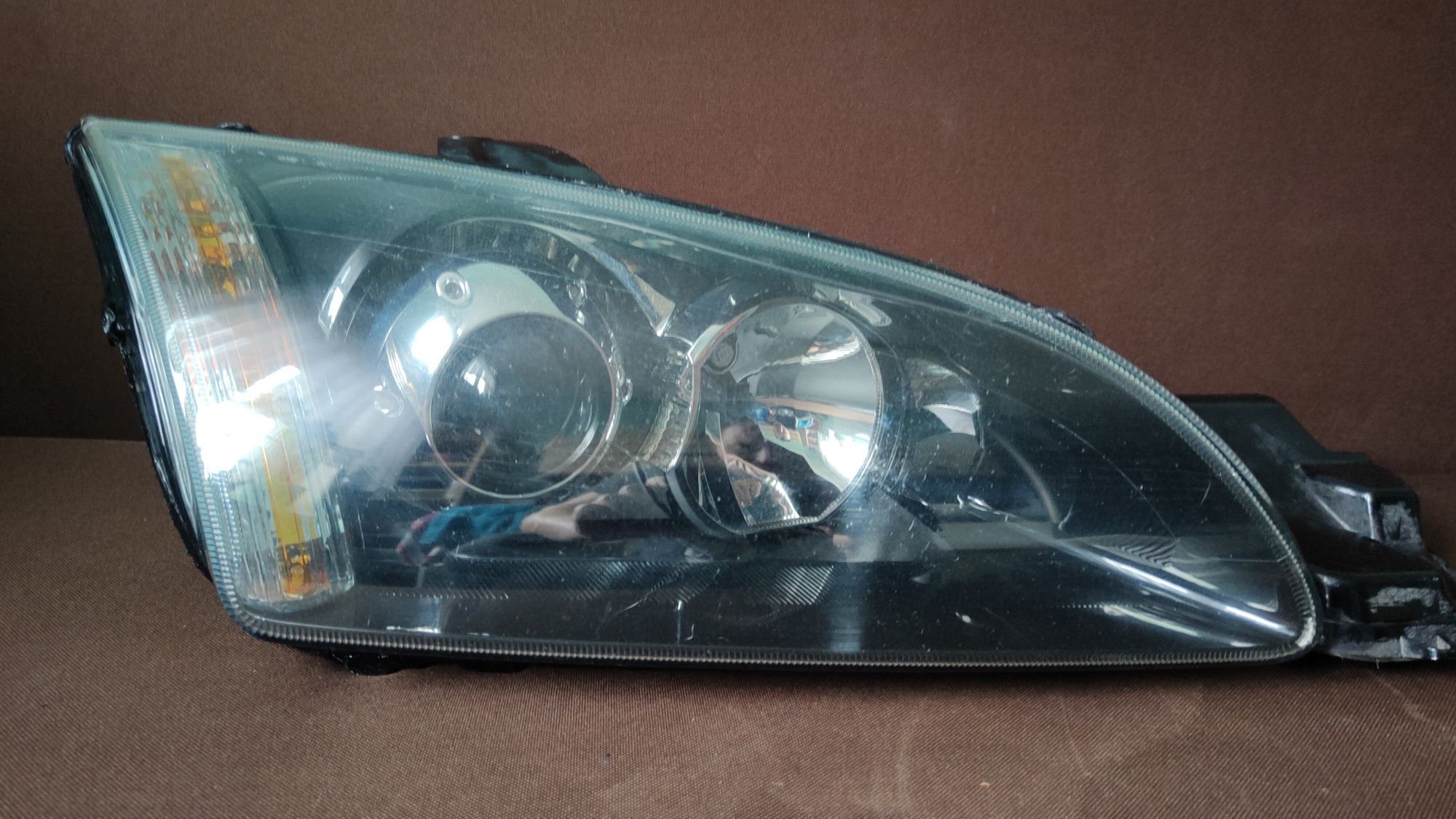 Lampy przednie Ford Focus MK2 Xenon, soczewkowe