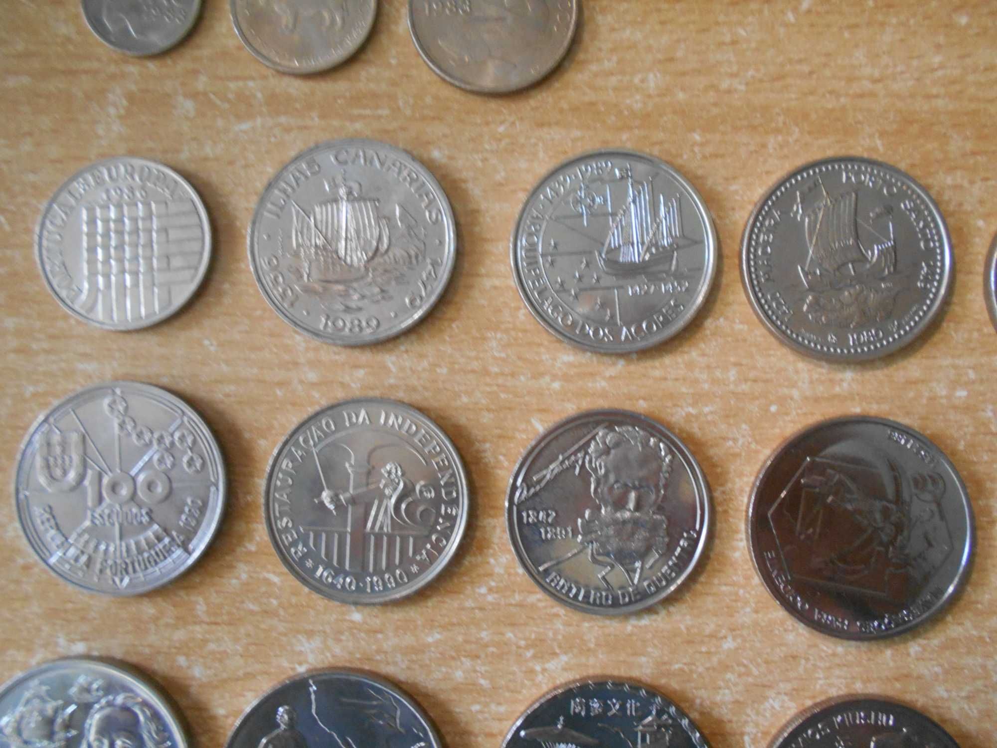 28 moedas comemorativas de coleção (escudos). Não circuladas (Belas).