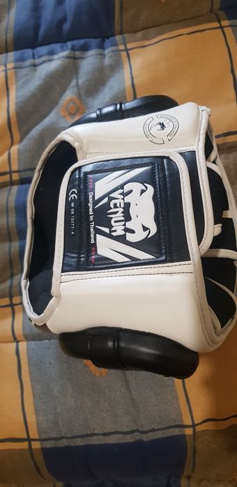 Capacete venum challenger