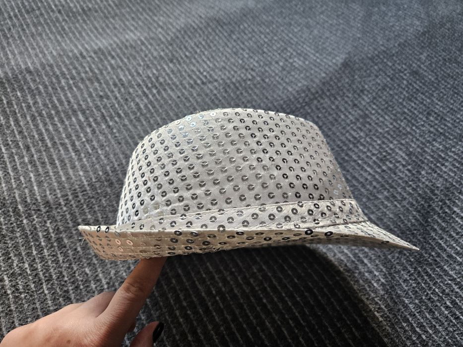 Kapelusz cekinowy imprezowy błyszczący