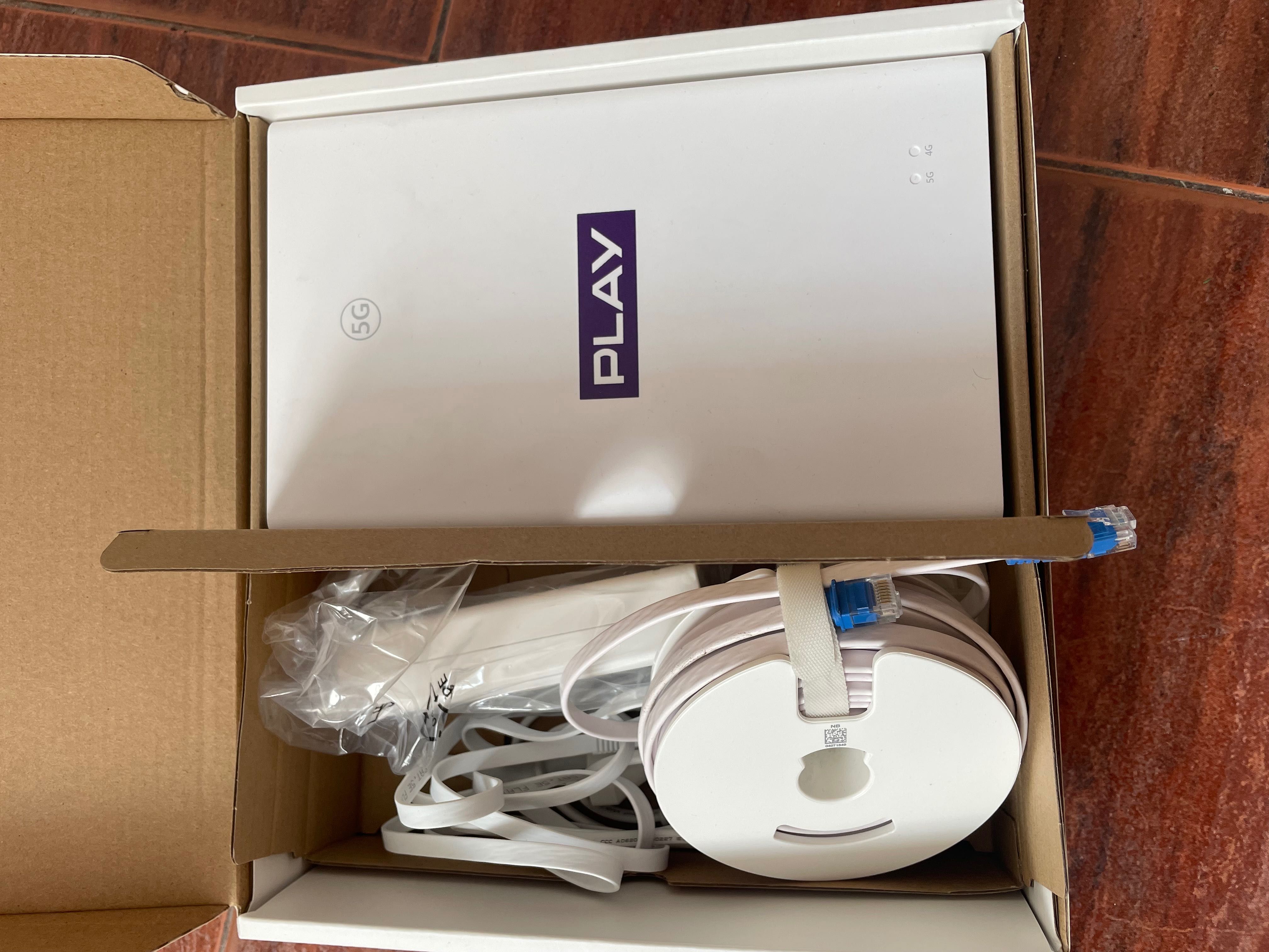Router NET BOX 5G CPE Max 5 + Huawei wifi AX3