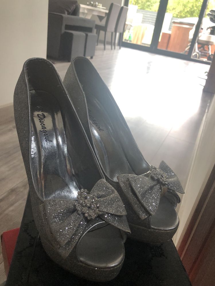 Piękne buty ślubne weselne eleganckie szpilki brokat błyszczące