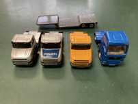 Lote 4 miniaturas Siku camiões