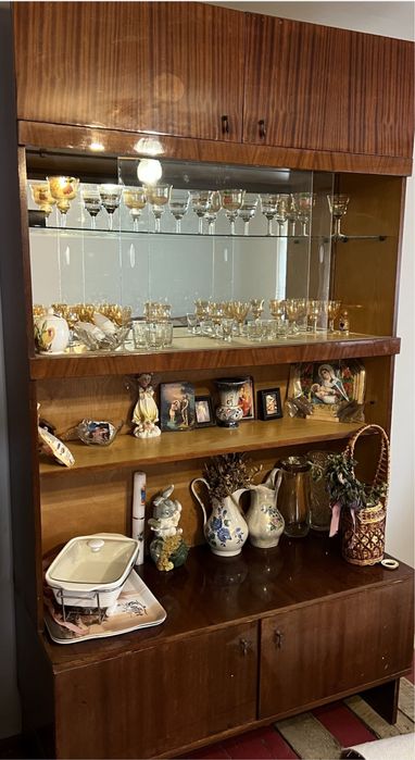 Продам старі меблі