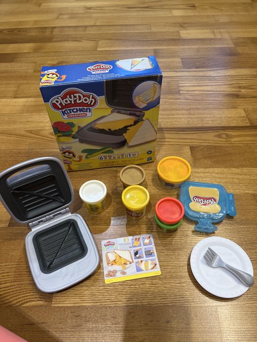 Ciastolina Play-Doh toster kuchnia