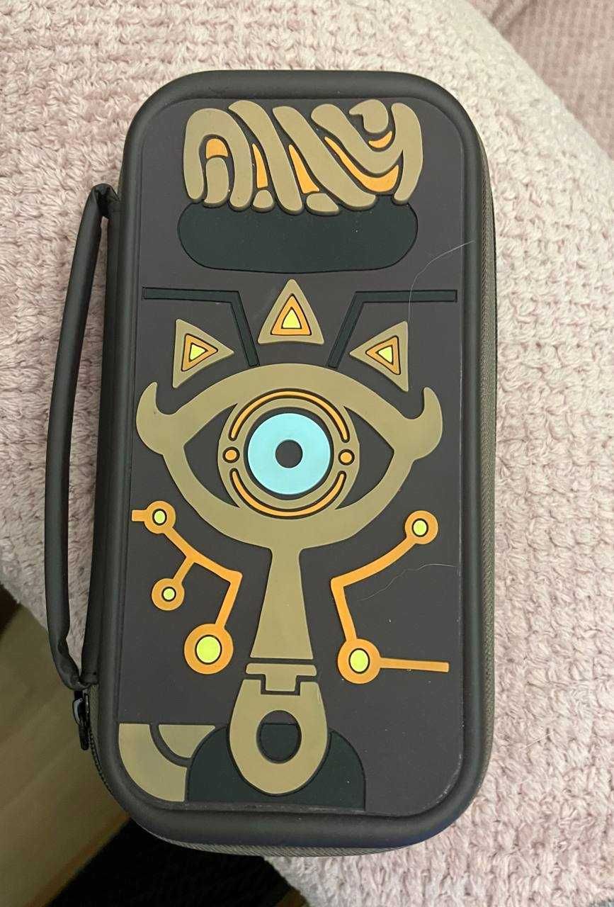 Nintendo Switch OLED + case, grip, mobapad joycons, повний комплект