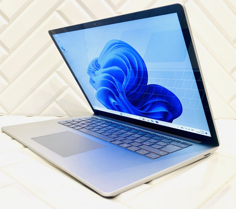 Laptop Microsoft Surface 3 i5-1035G7 8 GB / 256 GB