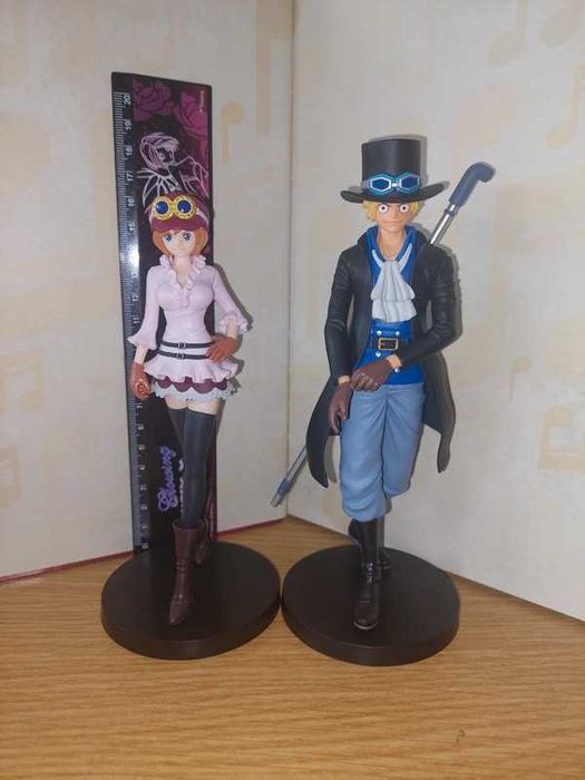 Figures One Piece