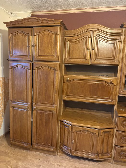 Sprzedam meble dębowe meblościanka dębowa 4m