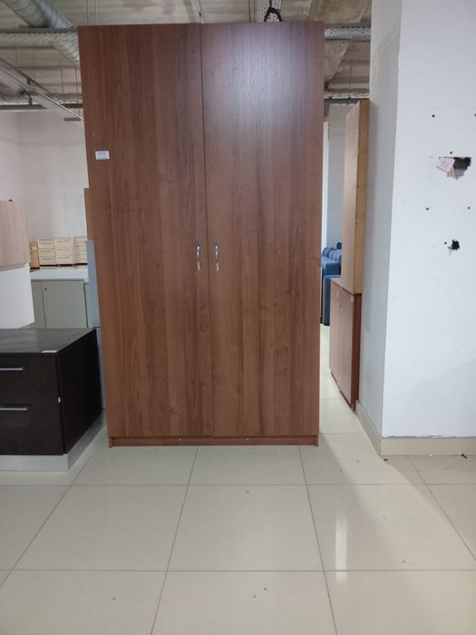 Распродажа шкафы тумбы полиці