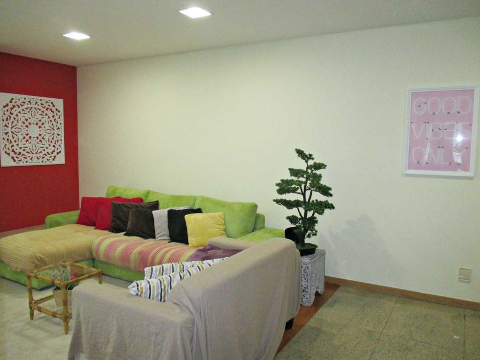 Rent a room to Erasmus students ONLY GIRLS Braga - 1 semester only