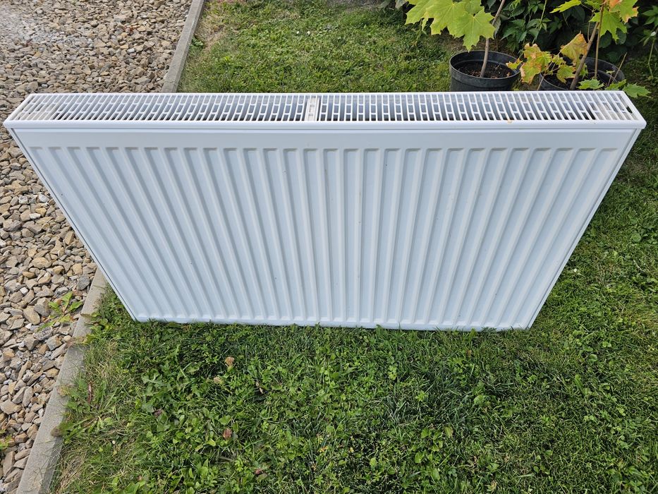Grzejniki 2 szt. 100×60, 1 szt. 130×60
