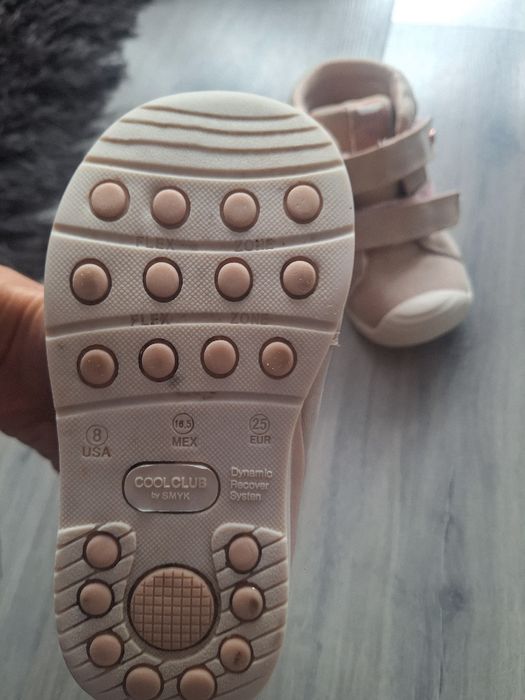 Sprzedam buty na jesien/wiosna