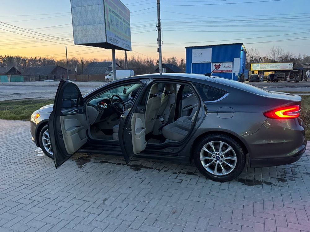 Терміново Ford Fusion 2016 • 2.5 Бензин • Автомат • РЕСТ