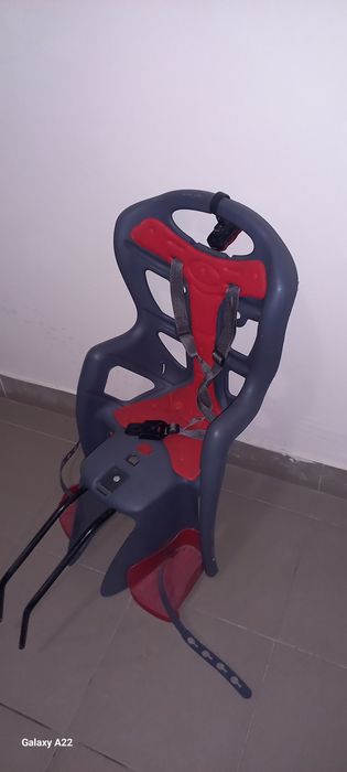 Продам детское кресло на велосипед