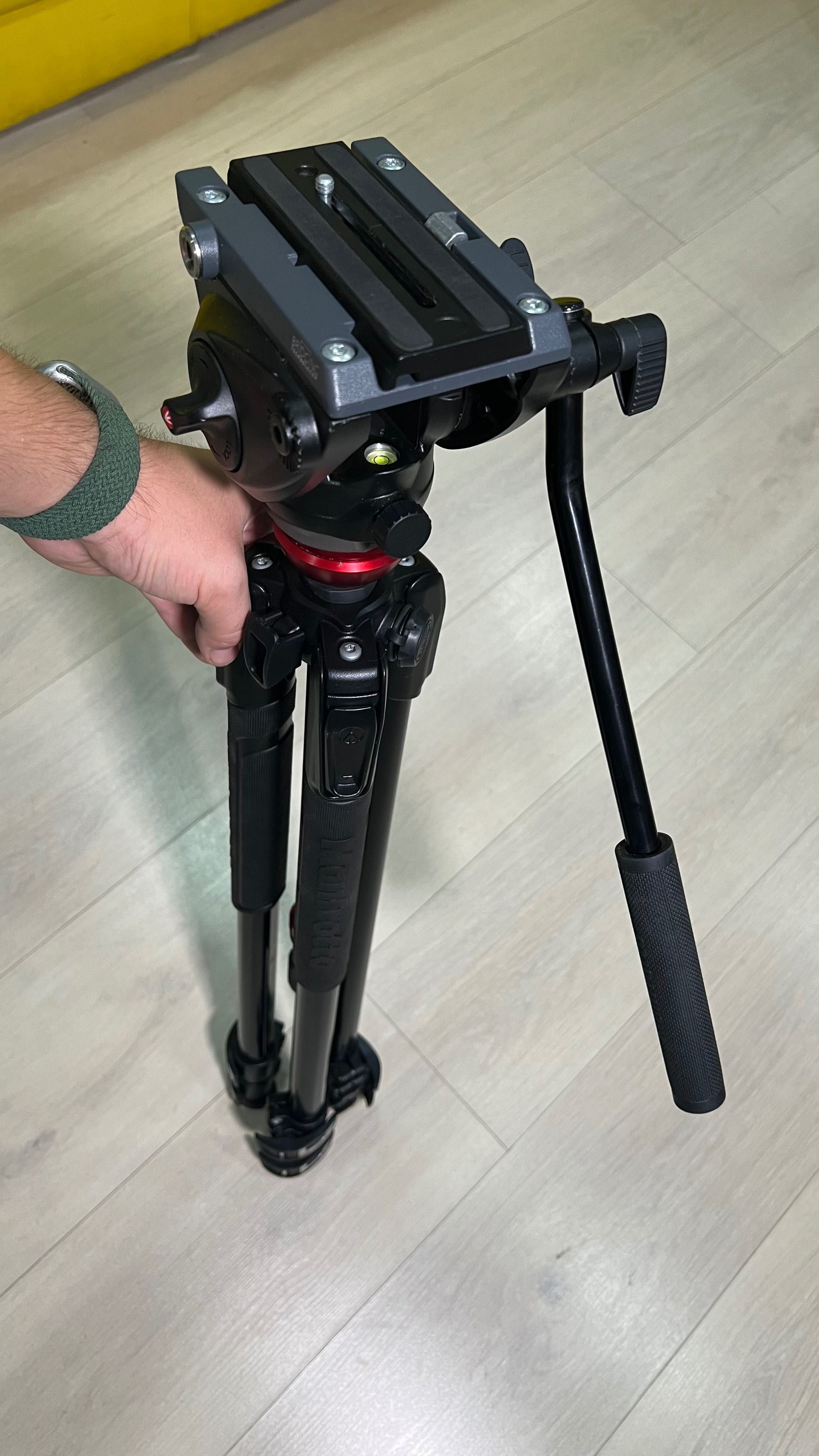 Штатив Manfrotto 500 Fluid Video Head with 190X (MVK500190XV)