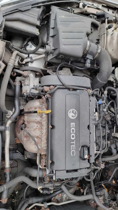 Silnik Opel 1,8 A18XER (w samochodzie)