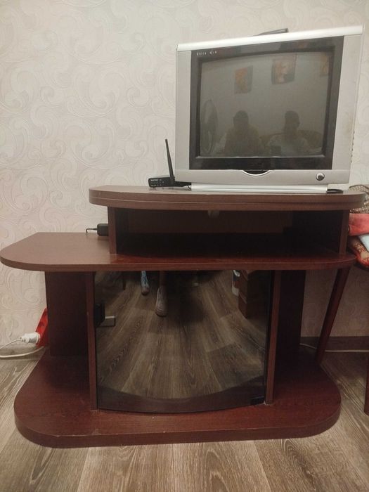 Тумба під телевізор