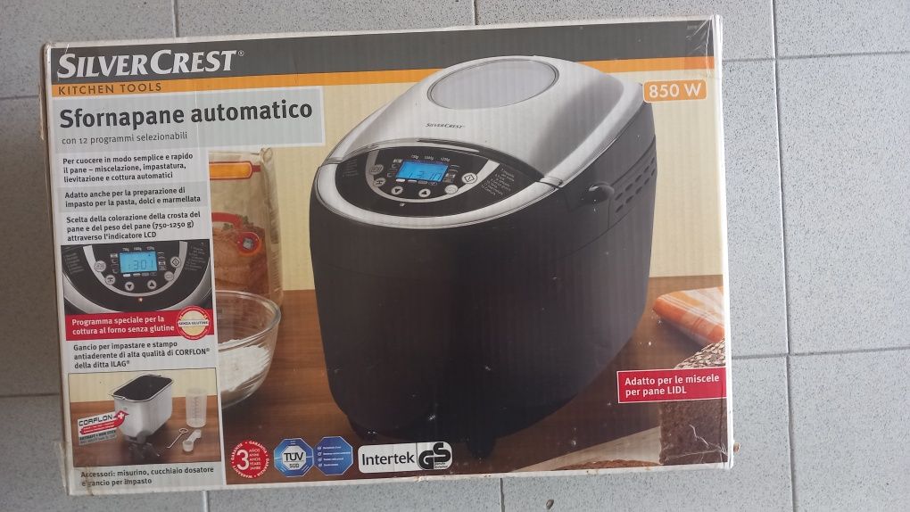 Máquina de fazer pão SilverCrest – nova com 12 programas