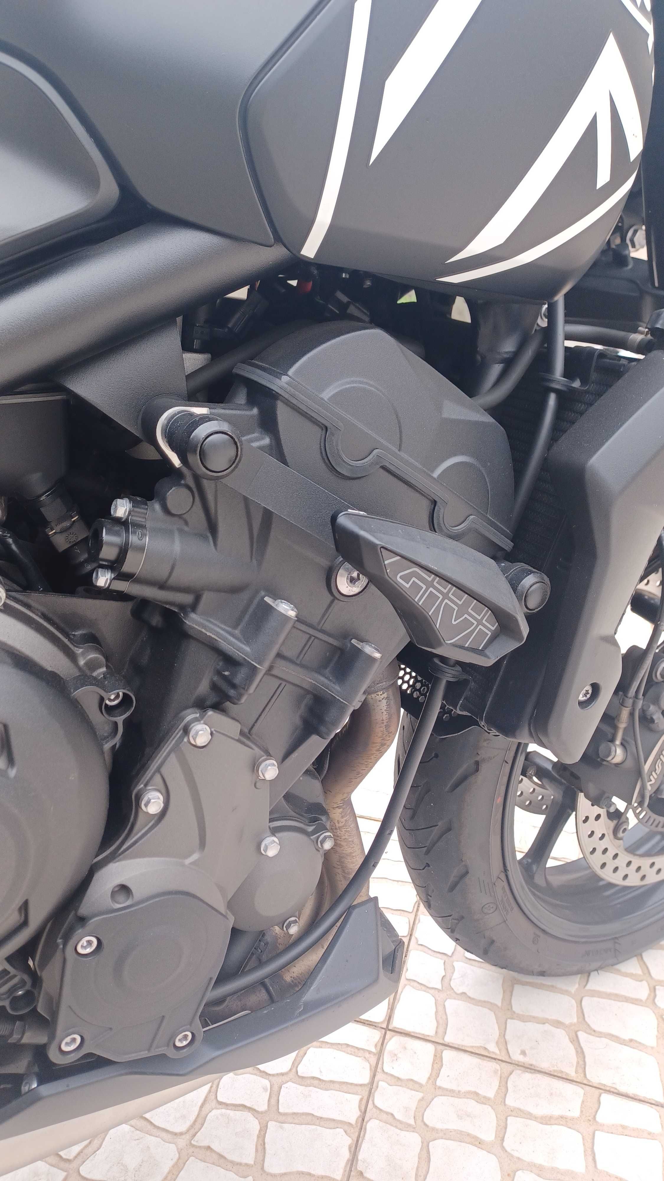 Triumph Trident 660 c/garantia até 07/2026