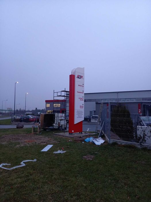 TOTEM reklamowy pylon wolnostojący - pomiary