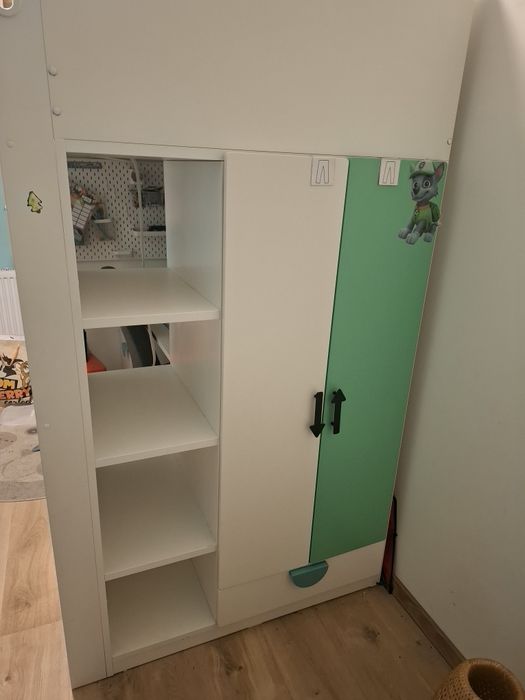 Łóżko na antresoli z biurkiem