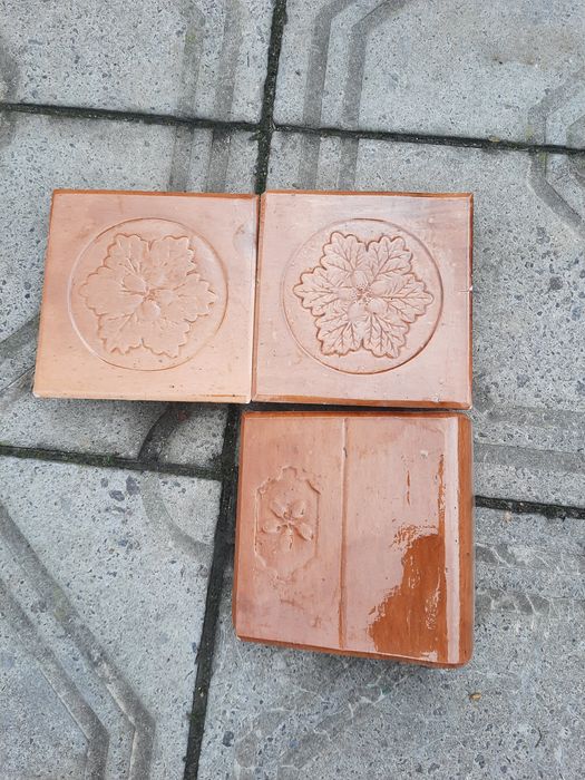 Кахельний піч стояк