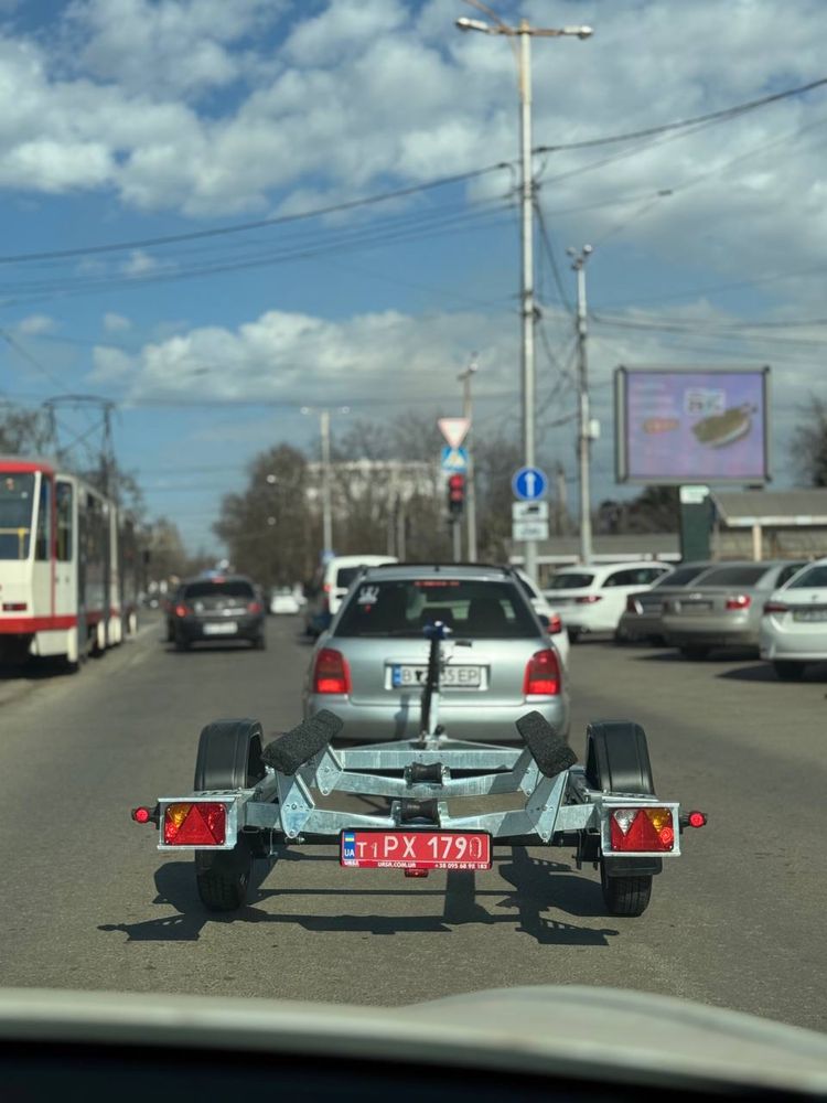 Причіп Ursa для перевезення гідроциклу, човнів, лодки,