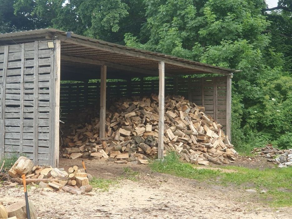 SEZONOWANE Drewno Spod Wiaty 2-letnie Dobre i Najtańsze