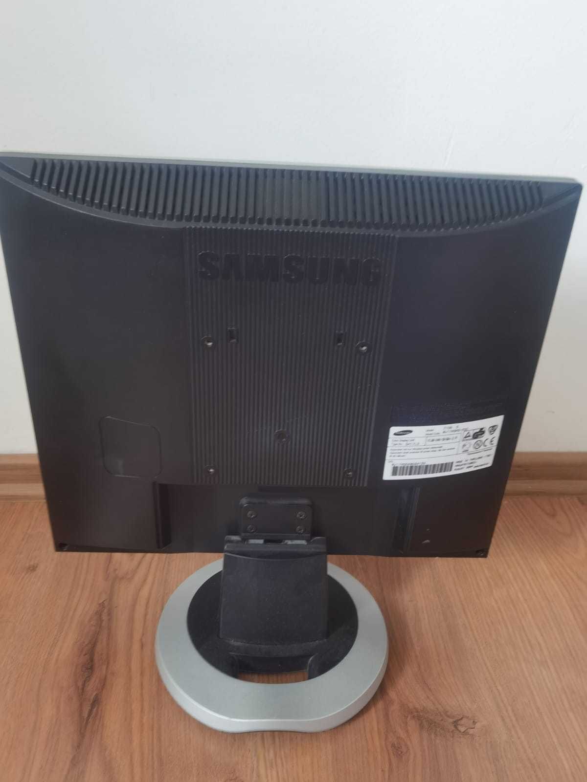 monitor tv komputerowy Samsung 17 cali