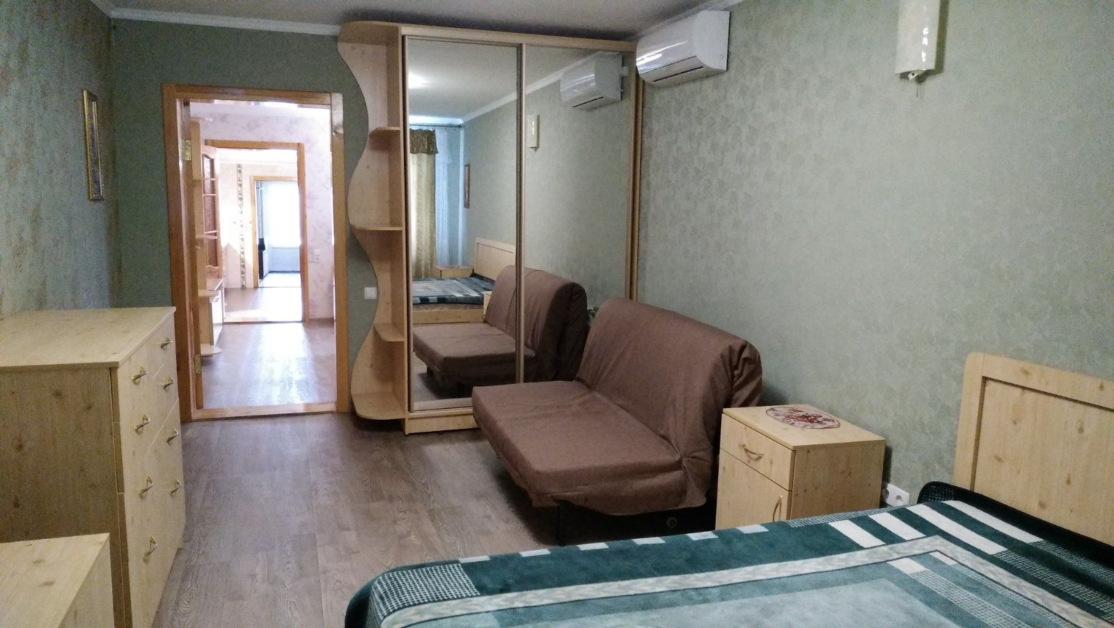 10сп мест.78м2.Центр.метро Киевская.