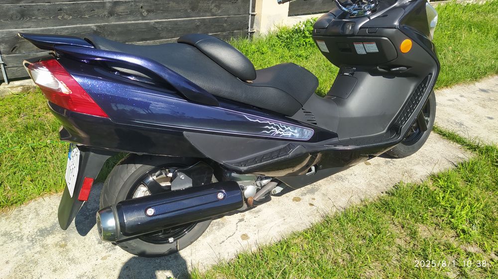 Suzuki burgman 400 skywave